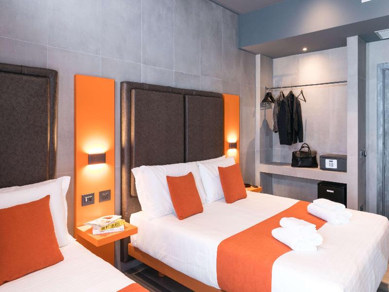 J24 Hotel Milano - Oda