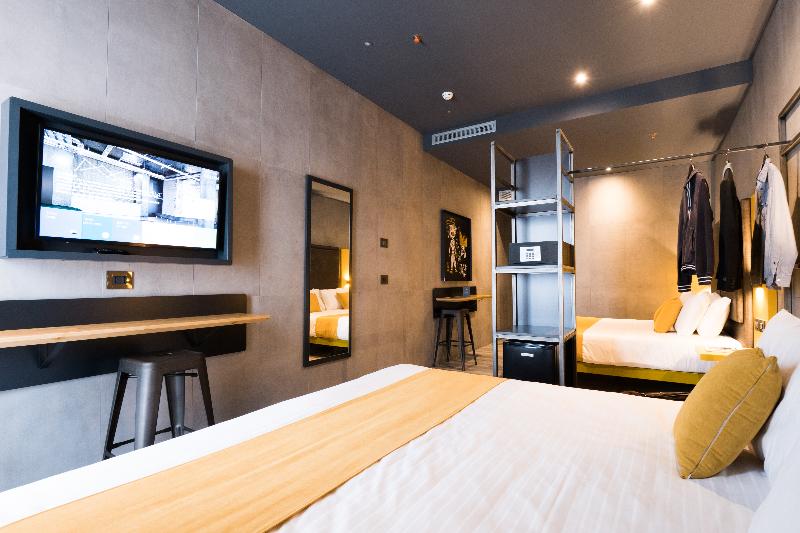 J24 Hotel Milano - Oda