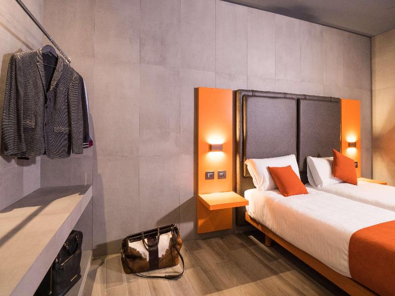 J24 Hotel Milano - Oda