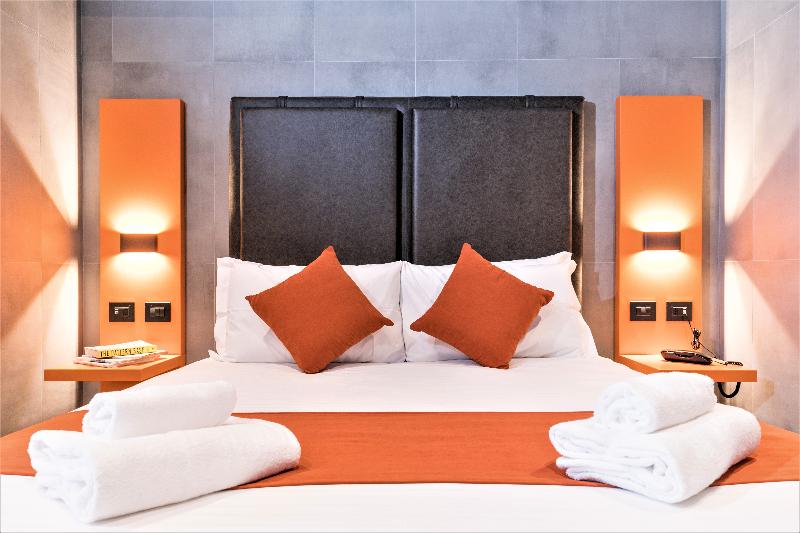 J24 Hotel Milano - Oda