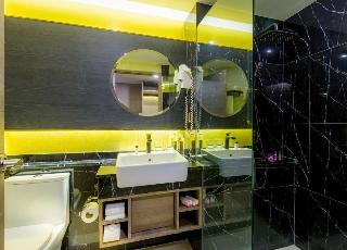 GLOW Sukhumvit 5 fotoÄŸrafÄ±