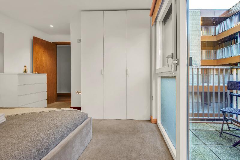 Shoreditch Square Apartments - Oda