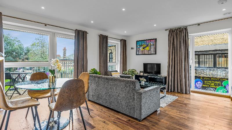 Shoreditch Square Apartments - Oda