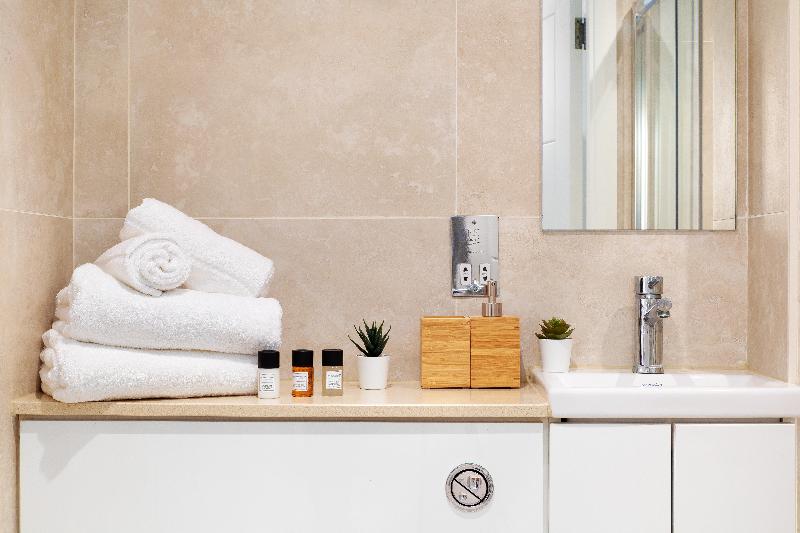 Chancery Lane Apartments - Genel