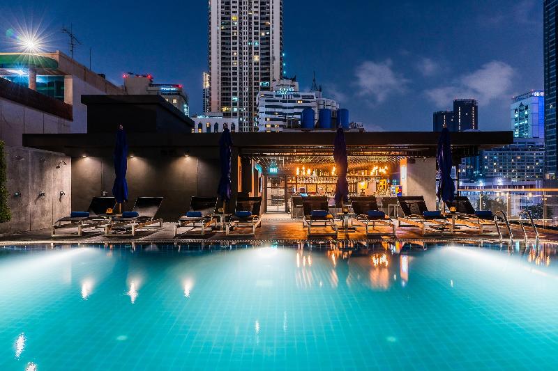 The Key Premier Hotel Sukhumvit - Havuz