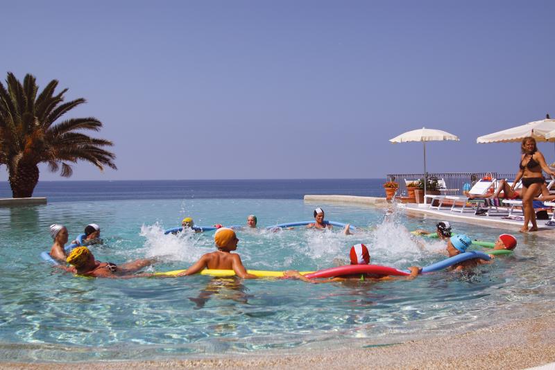 Resort Baia Del Silenzio - Havuz