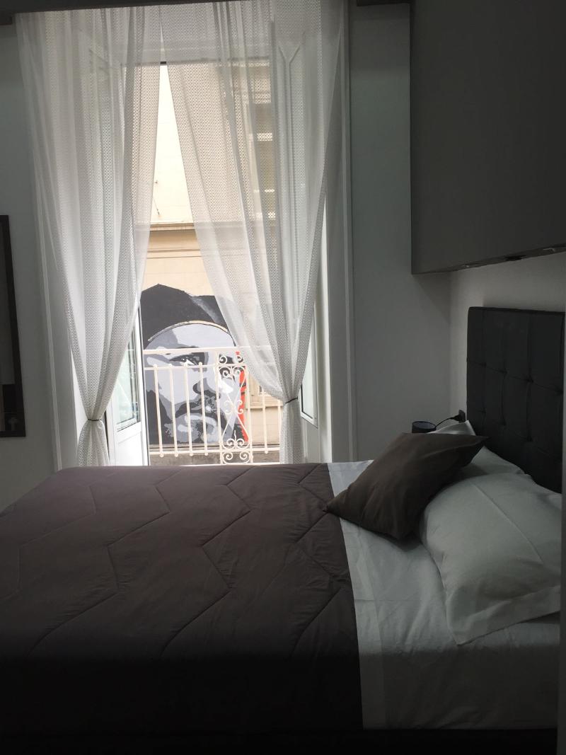 MB95 - Mezzocannone Luxurious Bed&Breakfast - Oda