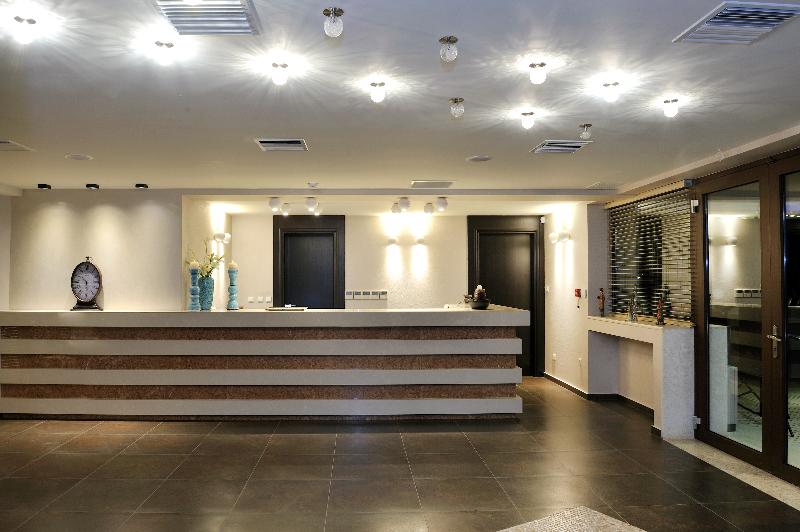 Polyastron Place - Lobi