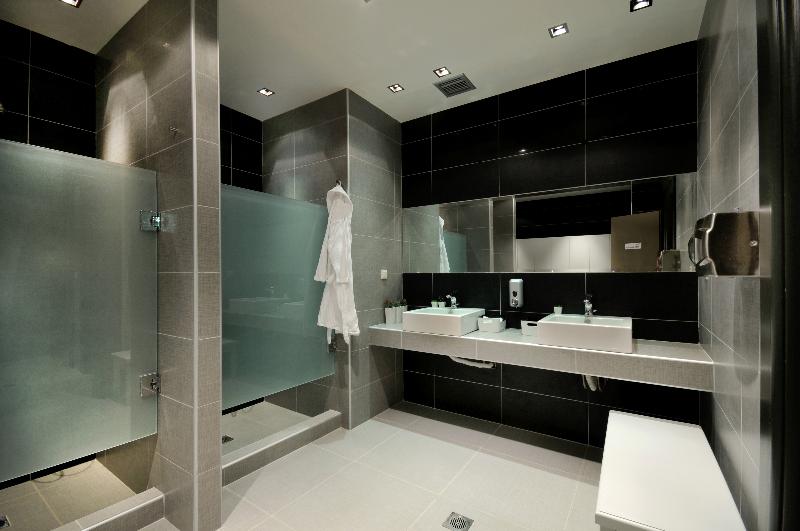 Polyastron Place - Aktivite