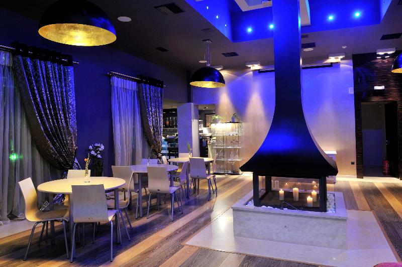 Polyastron Place - Restoran