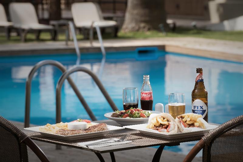 Petousis Hotel & Suites - Bar