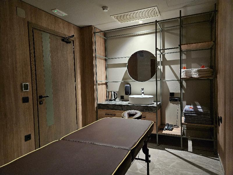 Petousis Hotel & Suites - Aktivite