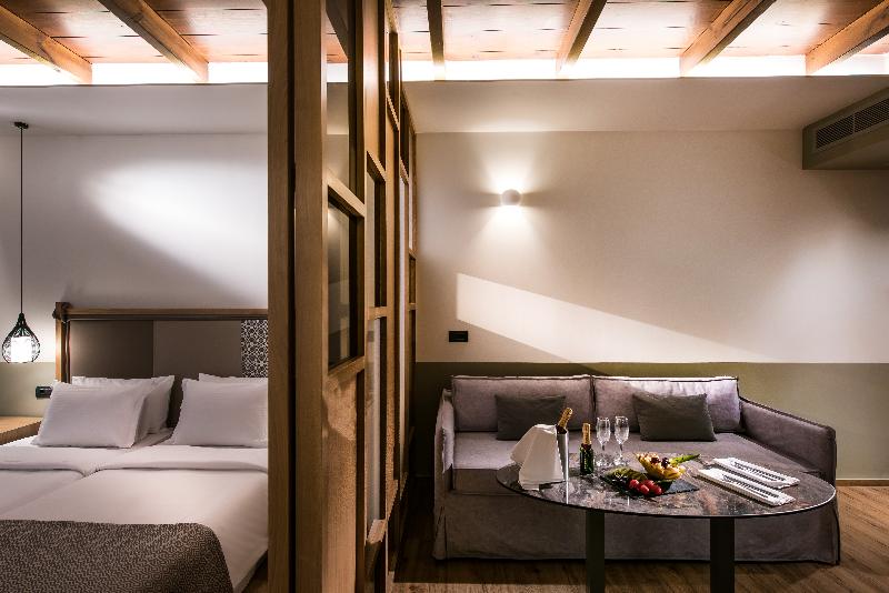 Petousis Hotel & Suites - Oda