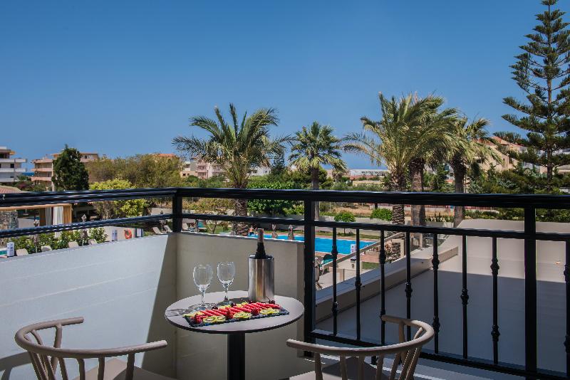 Petousis Hotel & Suites - Oda