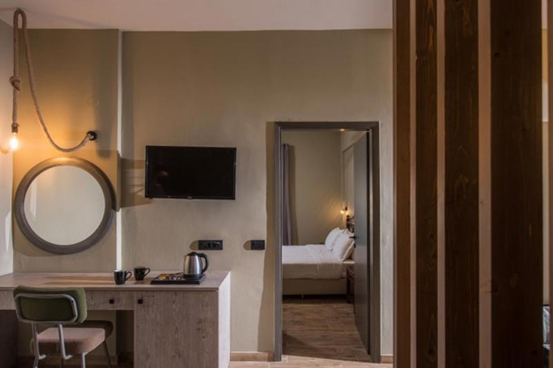 Petousis Hotel & Suites - Oda