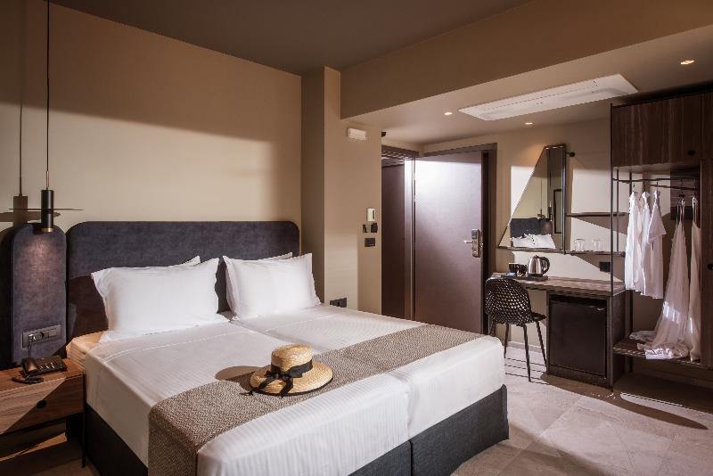 Petousis Hotel & Suites - Oda
