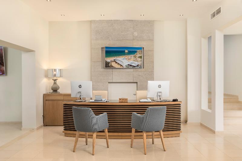 Caneiros Luxury House & Suites - Lobi