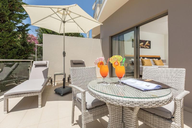 Caneiros Luxury House & Suites - Oda