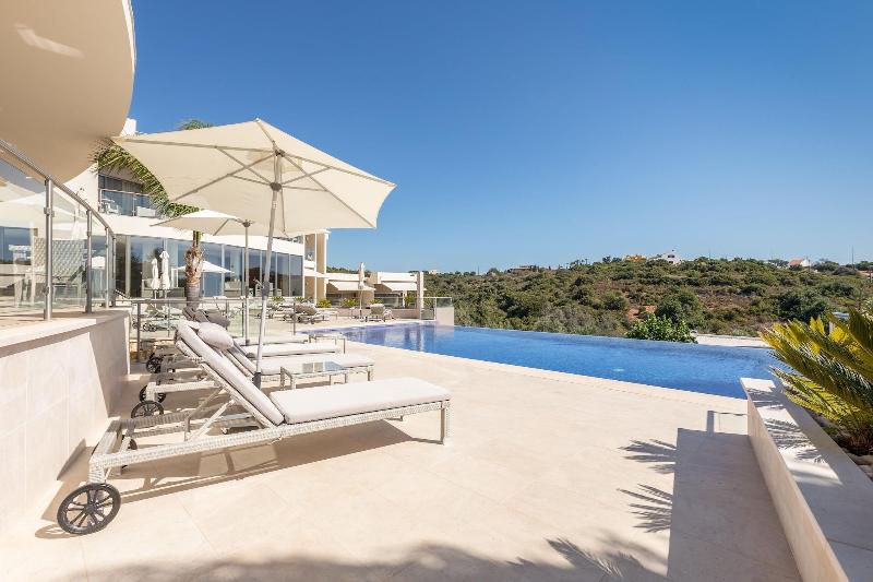 Caneiros Luxury House & Suites - Teras