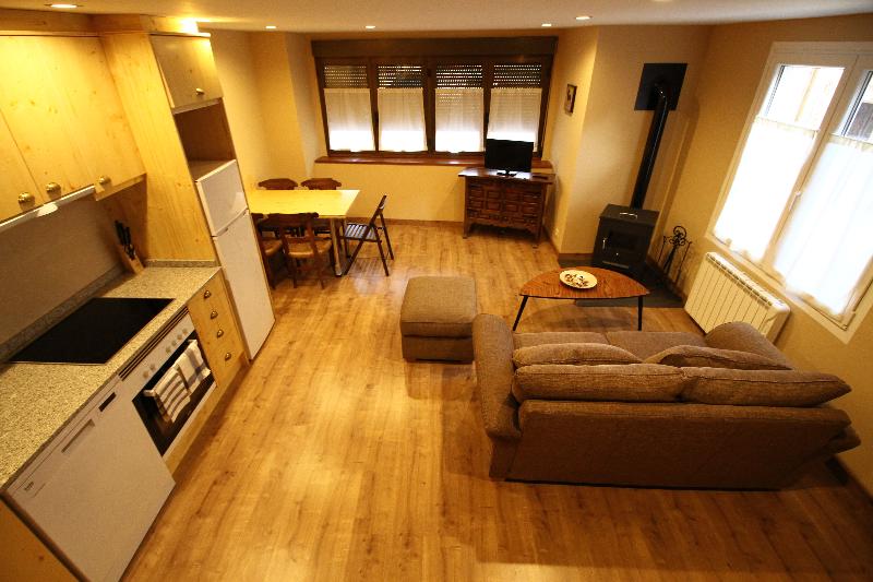 Snö Apartamentos Mont Romies Plaza - Genel