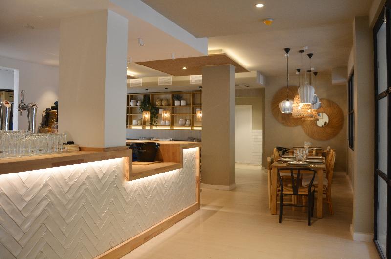You&Co.Saler Beach Boutique - Restoran