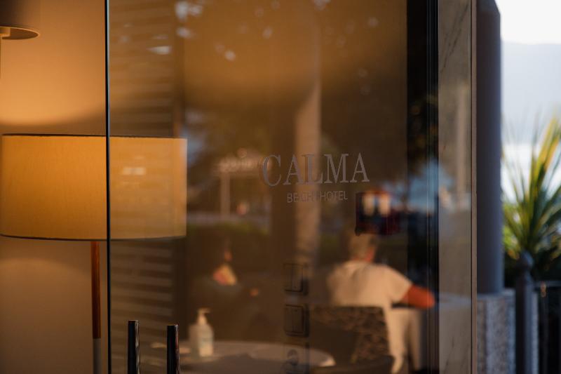 Calma Beach Hotel - Lobi