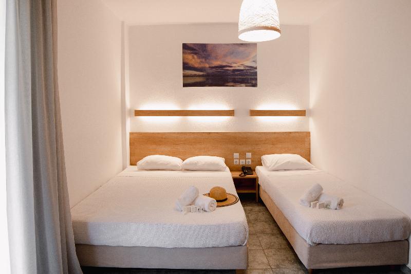 Calma Beach Hotel - Oda