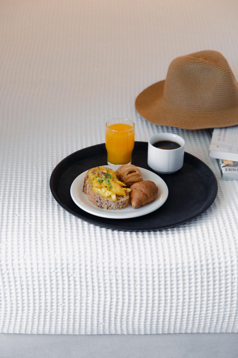 Calma Beach Hotel - Oda