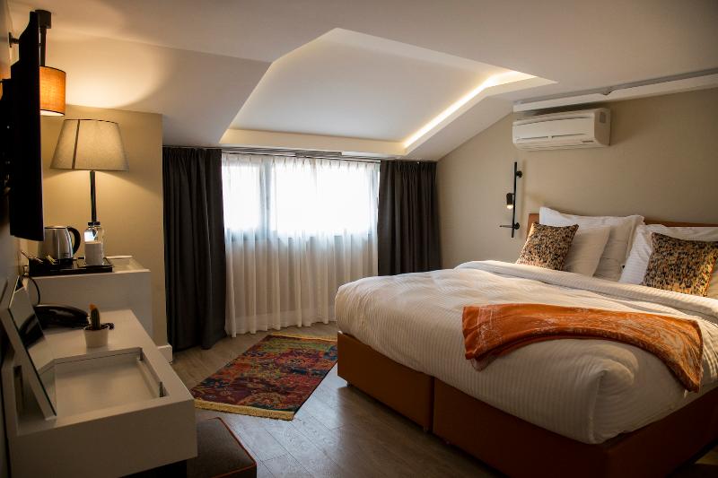 Sparkle Hotel - Oda
