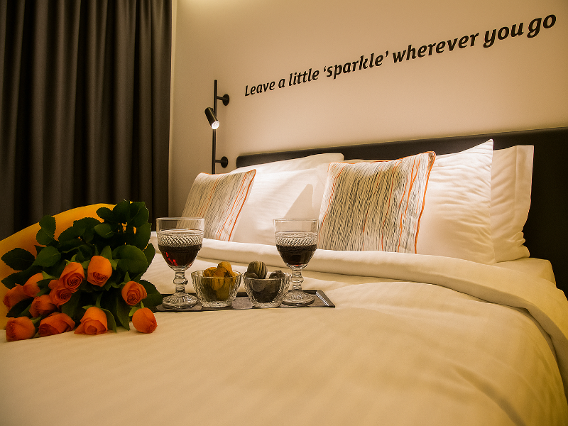Sparkle Hotel - Oda