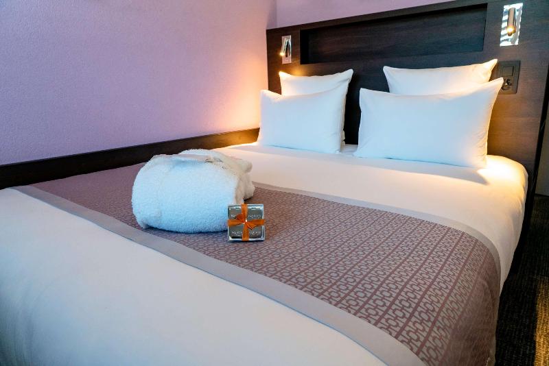 Nash Pratik Hotel - Oda