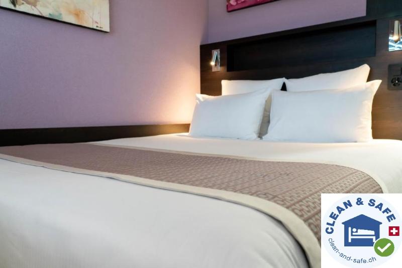 Nash Pratik Hotel - Oda