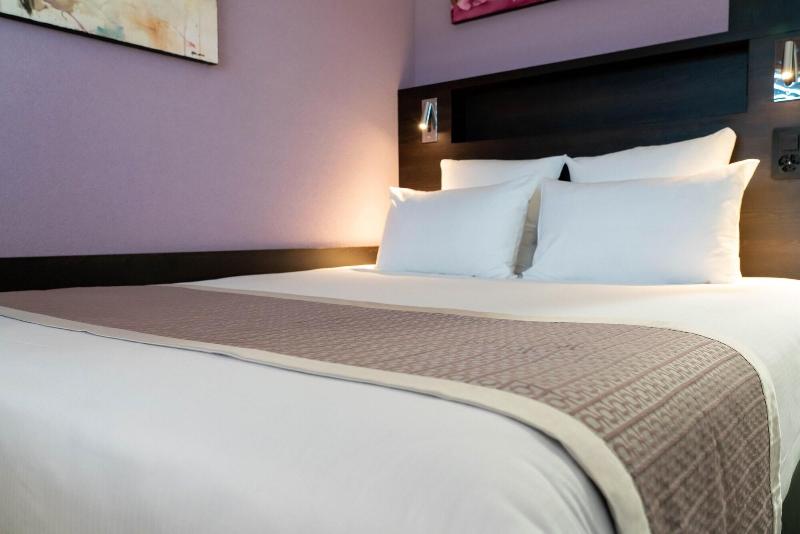 Nash Pratik Hotel - Oda