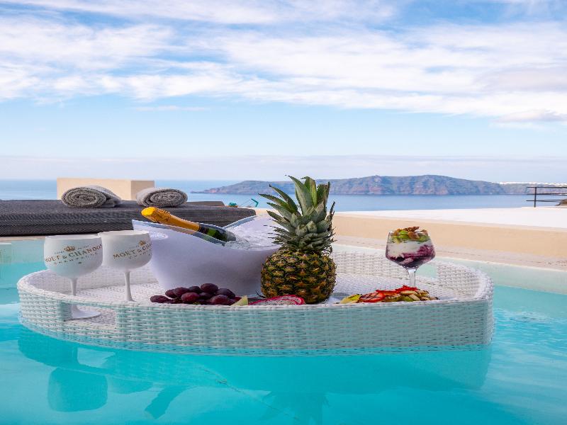 Caldera Cliff Illusion Suites - Oda