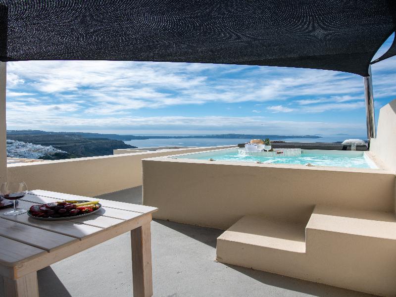 Caldera Cliff Illusion Suites - Oda
