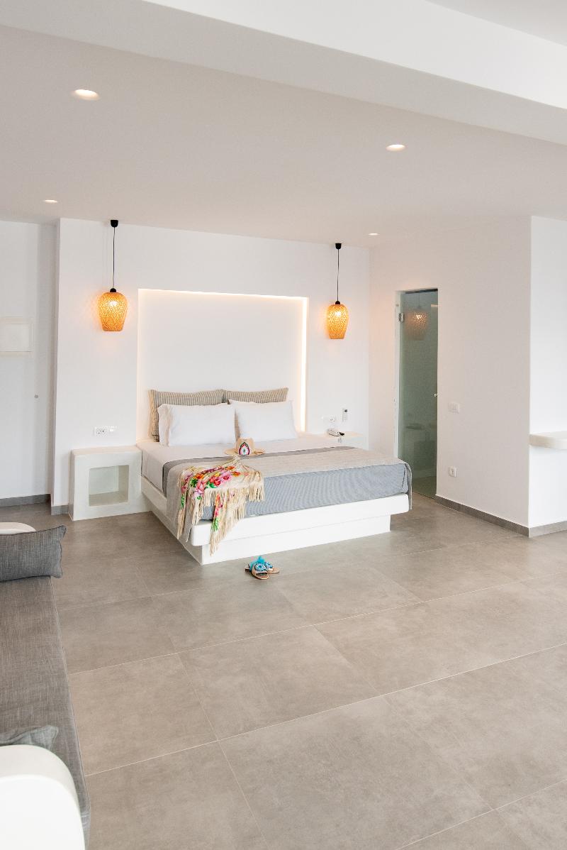 Caldera Cliff Illusion Suites - Oda
