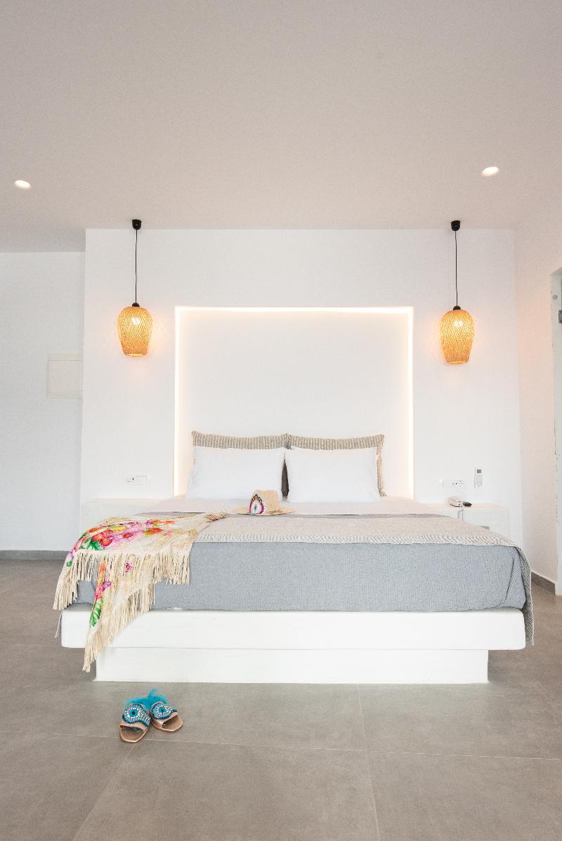 Caldera Cliff Illusion Suites - Oda