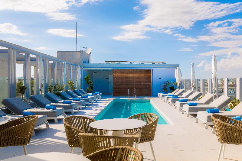 Hotel Indigo Larnaca - Adults Only - Havuz