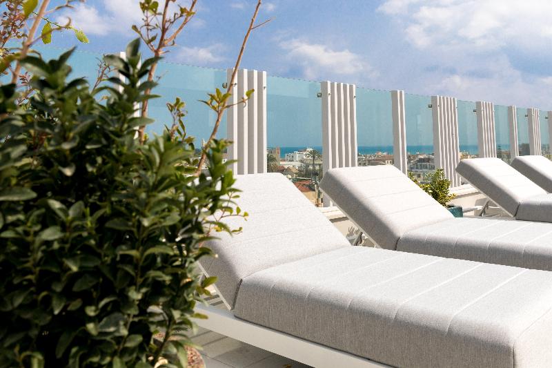 Hotel Indigo Larnaca - Adults Only - Havuz