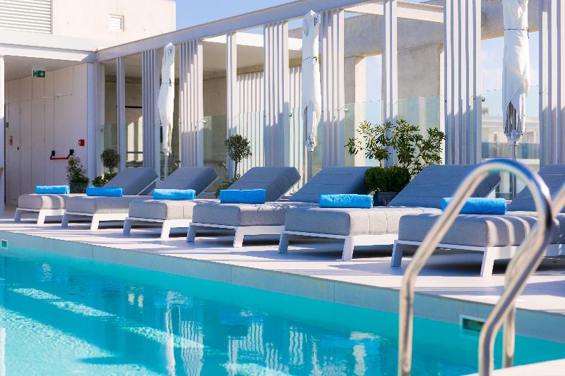 Hotel Indigo Larnaca - Adults Only - Havuz