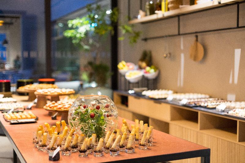 Hotel Indigo Larnaca - Adults Only - Restoran