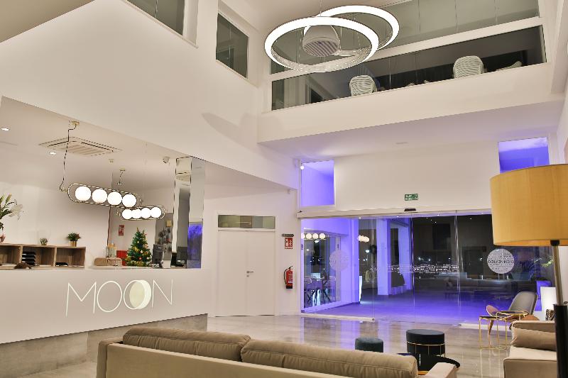 Moon Hotel & Spa - Lobi