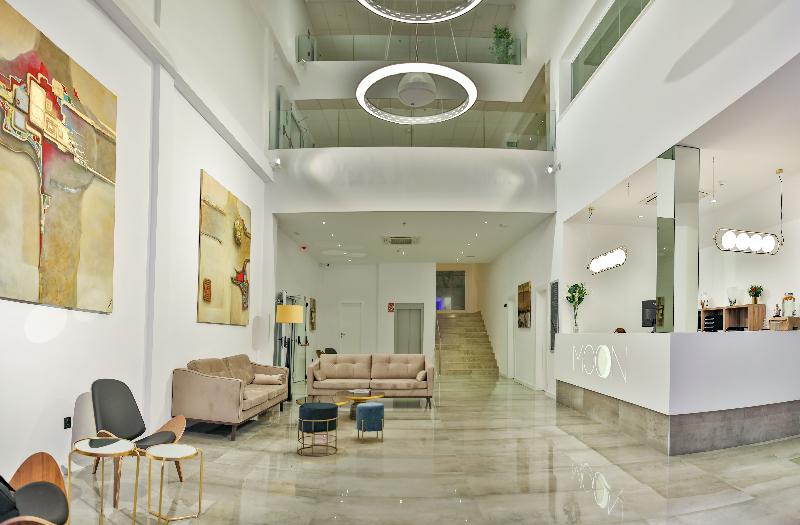 Moon Hotel & Spa - Lobi