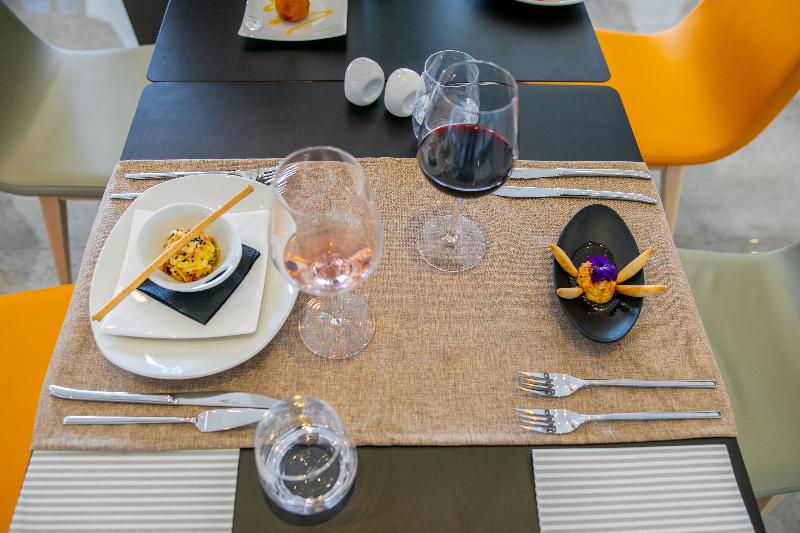 Moon Hotel & Spa - Restoran