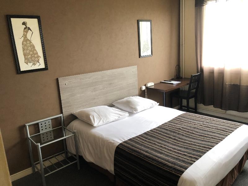 Adonis Lyon Est Hotel Artys - Oda