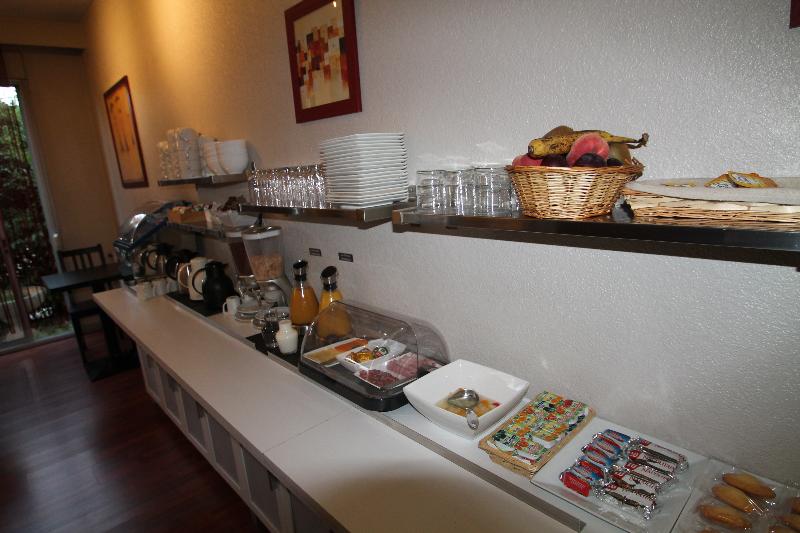 Adonis Lyon Est Hotel Artys - Restoran