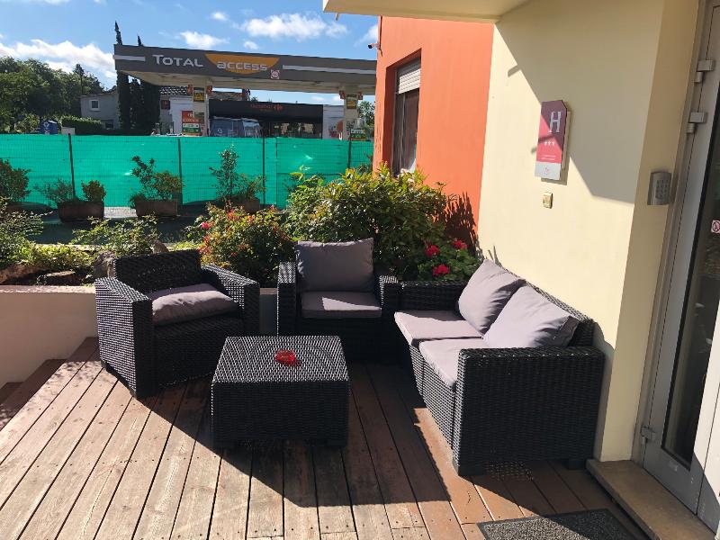 Adonis Lyon Est Hotel Artys - Teras