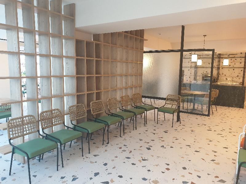 Mazoren Art Hotel - Lobi