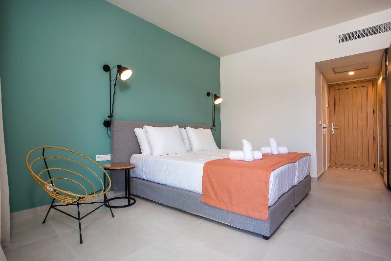 Mazoren Art Hotel - Oda