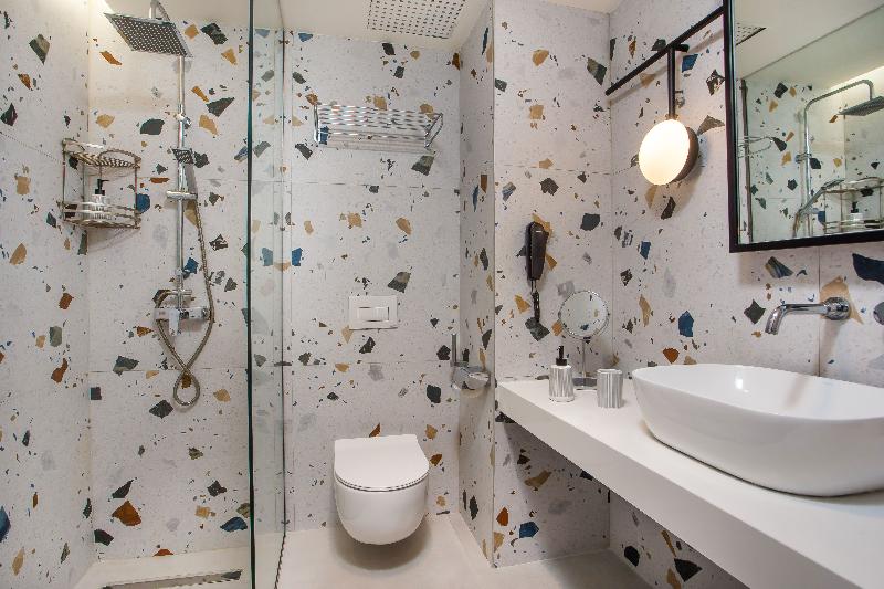 Mazoren Art Hotel - Oda